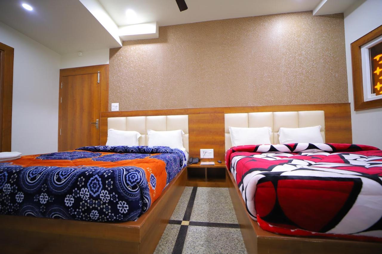 Hotel Royal Phoenix Agra (Uttar Pradesh) Exterior foto