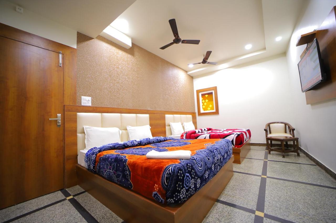 Hotel Royal Phoenix Agra (Uttar Pradesh) Exterior foto