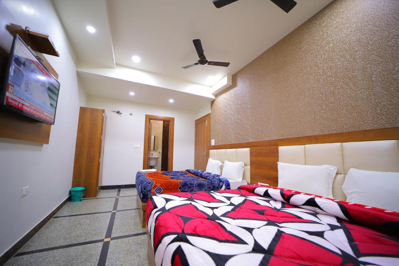 Hotel Royal Phoenix Agra (Uttar Pradesh) Exterior foto