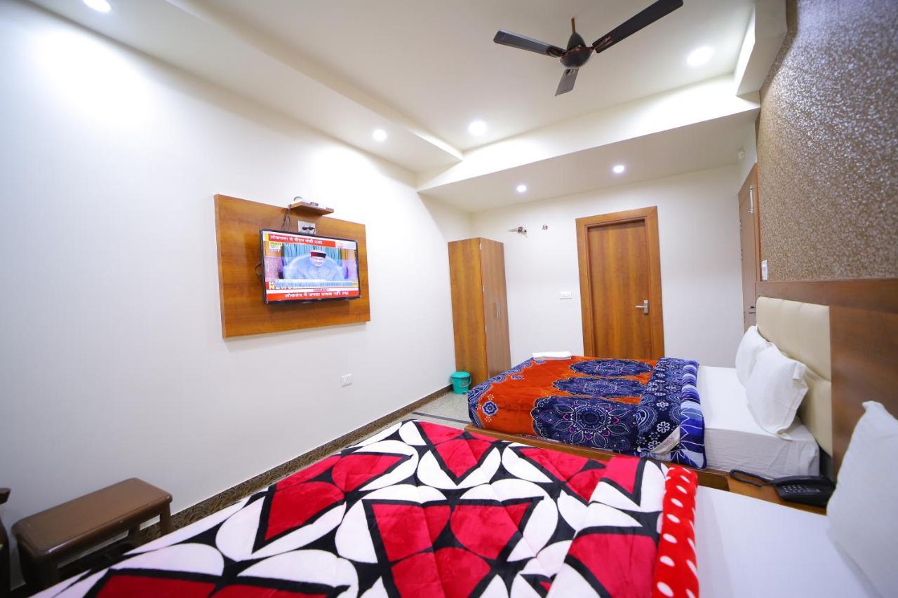 Hotel Royal Phoenix Agra (Uttar Pradesh) Exterior foto