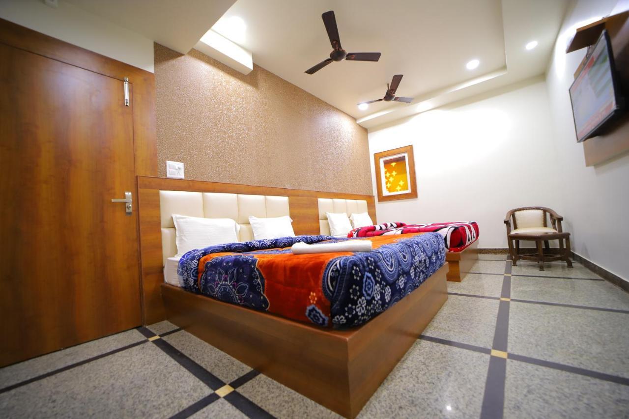 Hotel Royal Phoenix Agra (Uttar Pradesh) Exterior foto