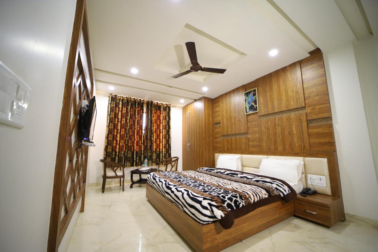 Hotel Royal Phoenix Agra (Uttar Pradesh) Exterior foto